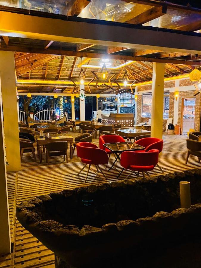 Beach Queen Resort ค็อกเซสบาซาร์ ภายนอก รูปภาพ